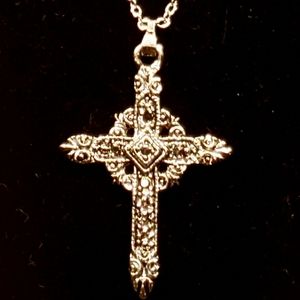 Cross pendent with chain